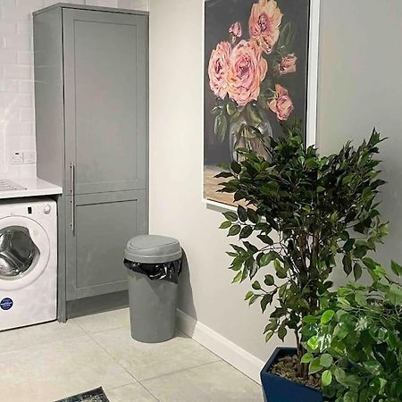 Close To Belfast City Centre.Modern Opened Planned Екстер'єр фото
