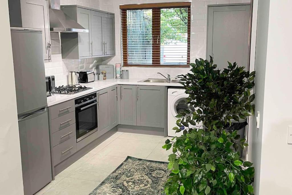 Close To Belfast City Centre.Modern Opened Planned Екстер'єр фото